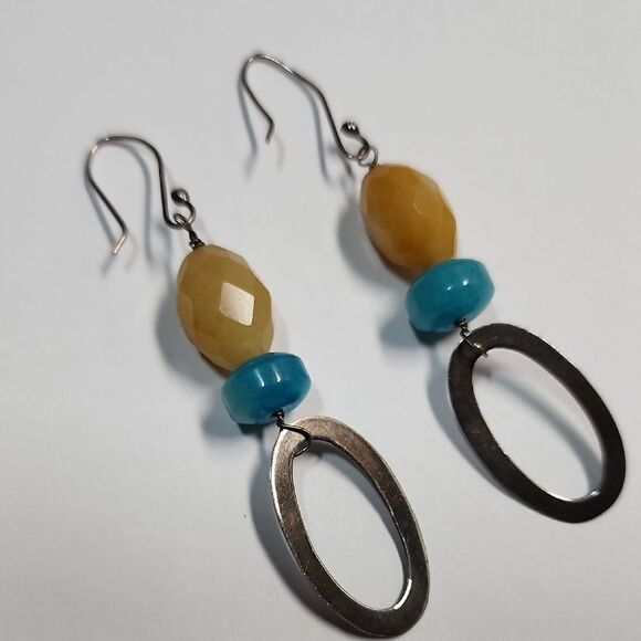 Elegant Stone Dangle Earrings - Picture 1 of 3
